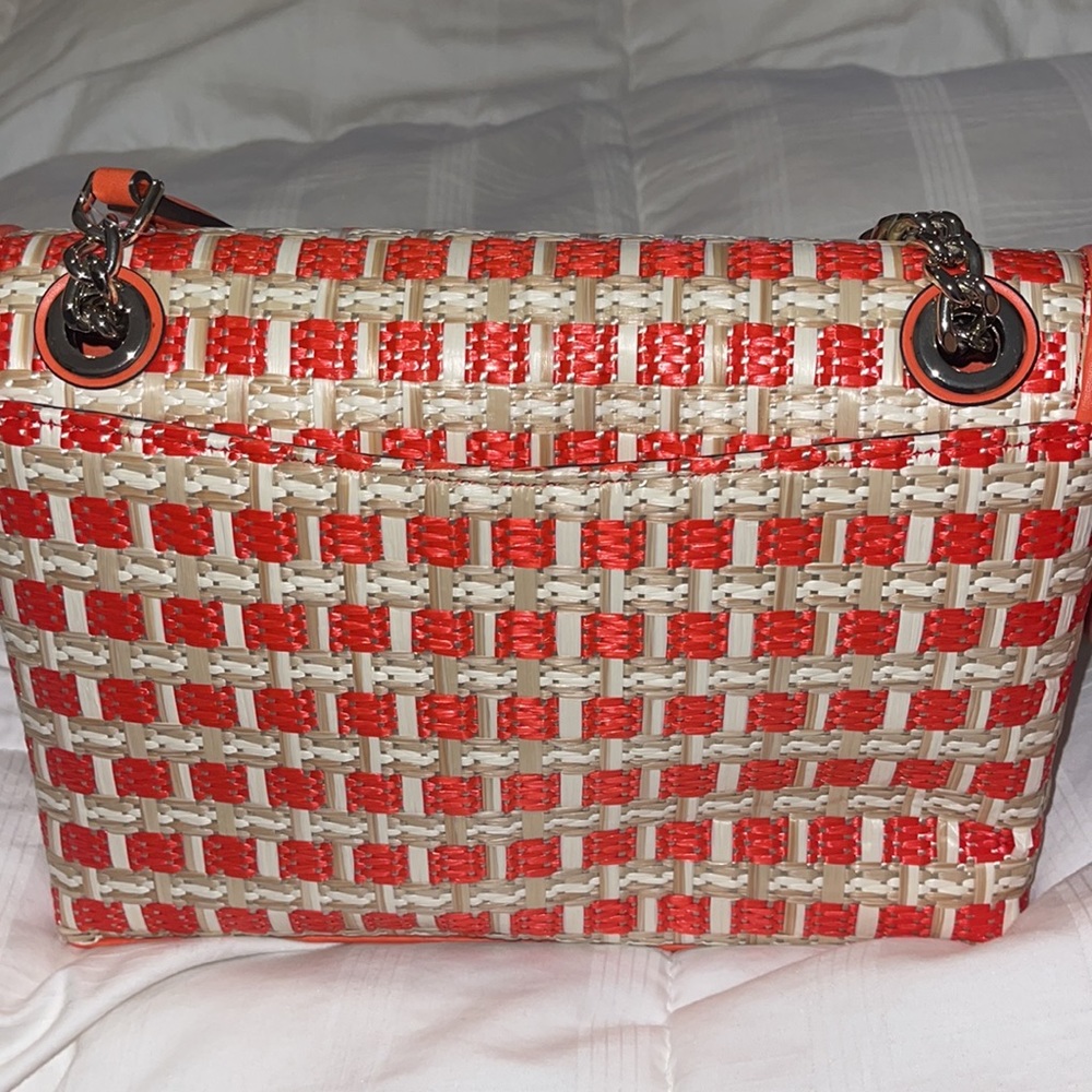 Kate Spade - Picture 2 of 4